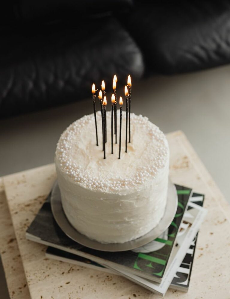 Asymmetrical readymade brunch fingerstache